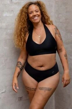 Copenhagen CartelBukit Swim Top - Nero 13 Copenhagen CartelBukit Swim Top - Nero -Bliss Dream Style Bukit Swim Top in Nero 20230621174155 2