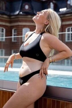 Copenhagen CartelBukit Swim Top - Nero 15 Copenhagen CartelBukit Swim Top - Nero -Bliss Dream Style Bukit Swim Top in Nero 20230621174156 1