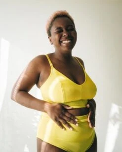 La LobaYarrow Swim Top - Margarita