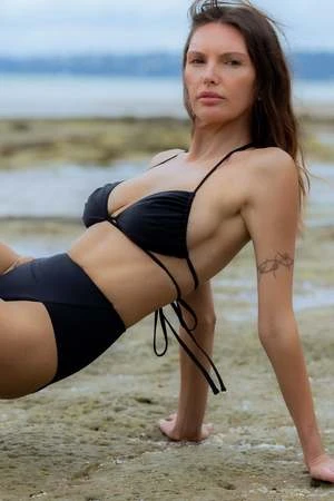 Rachel MillsDune Swim Top - Black 11 Rachel MillsDune Swim Top - Black - Image 9